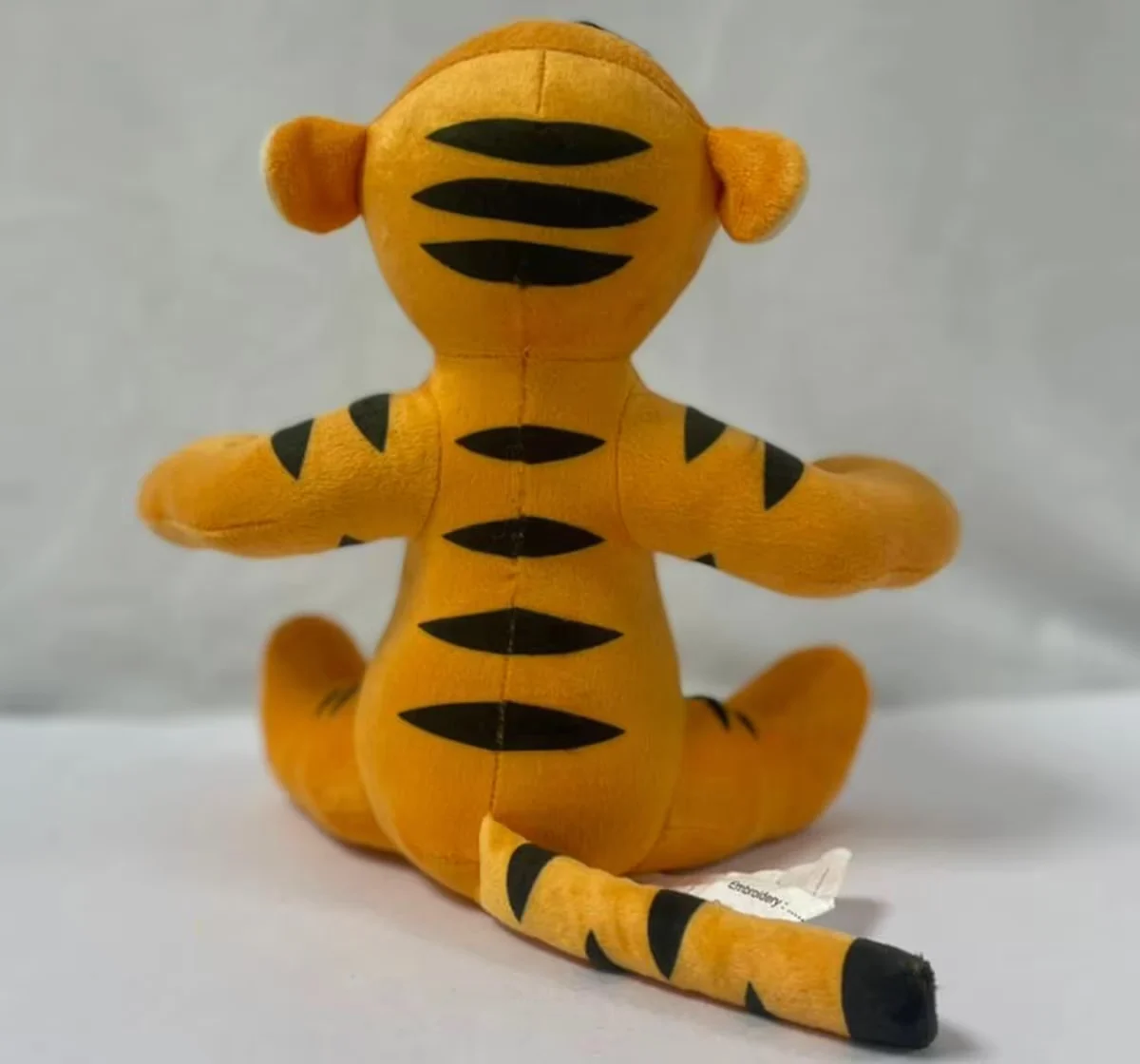 492910204-4_3373 Winnie Tigger