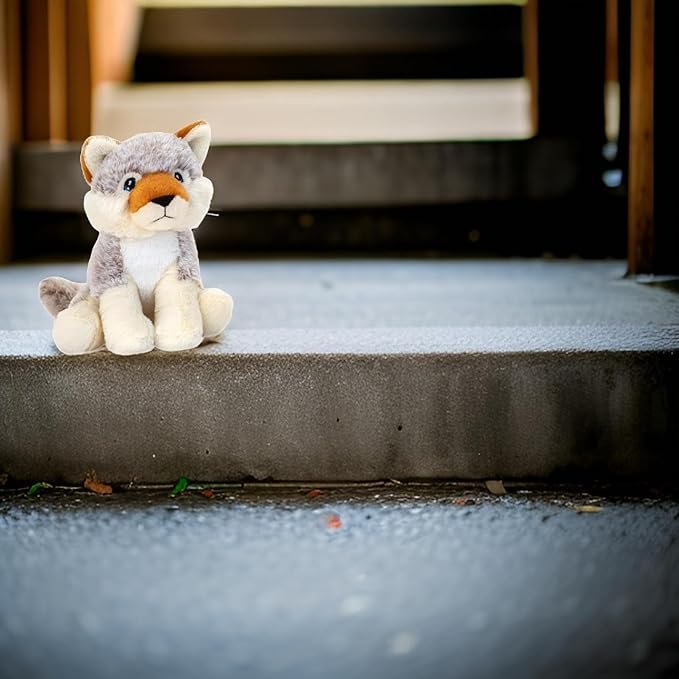 61aCOUOGWcL._AC_SX679_ Keeleco Wolf Toy